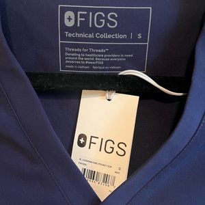 Figs Catarina scrub top